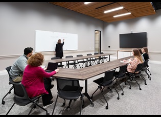 Conference room at Custard Institute for Spanish Art and Culture