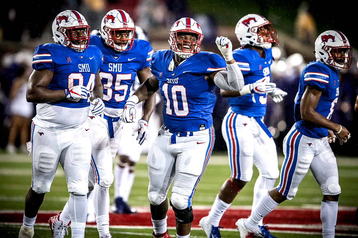 SMU Mustangs football