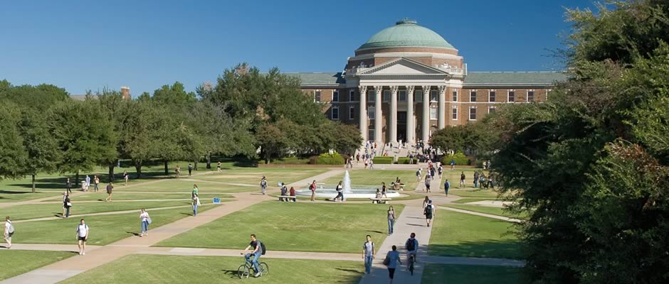 Picture of exterior of Dallas Hall
