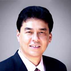 Headshot of Christopher H. Hanna, faculty member at SMU Dedman School of Law.